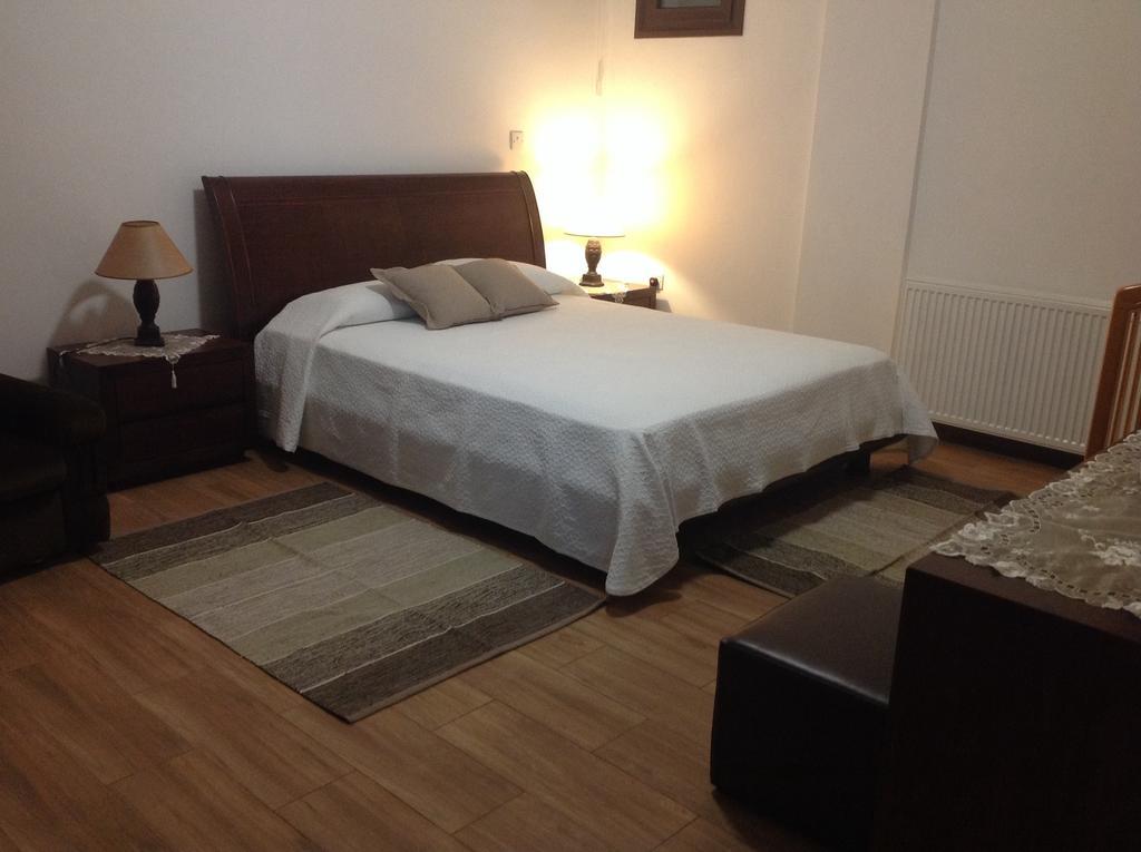 Ta Spitakia Tis Theodosias Apartment Калопанайотис Стая снимка